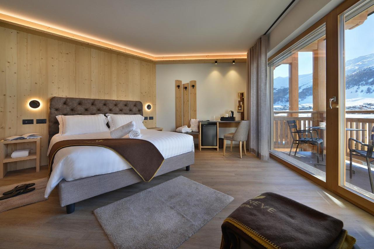 Hotel Bucaneve リヴィーニョ エクステリア 写真